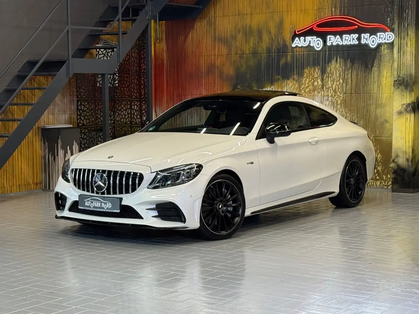 Mercedes-Benz C 43 AMG Coupe 4Matic~PANO~LED~KAMERA~BURMESTER Blanc - 1
