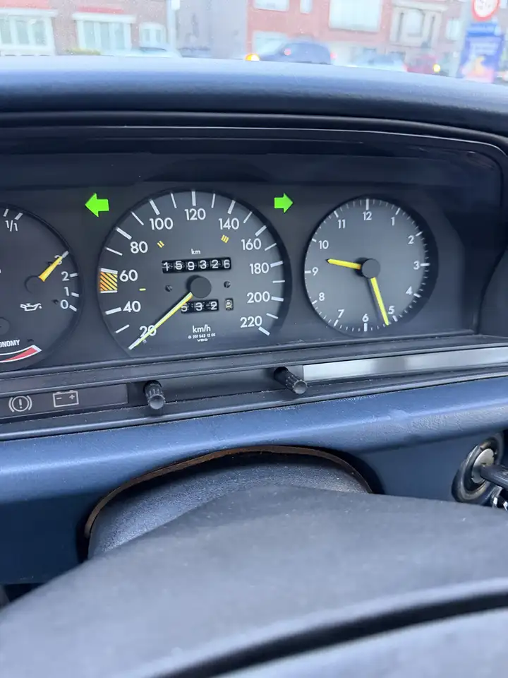 Mercedes-Benz 190E, foto 9