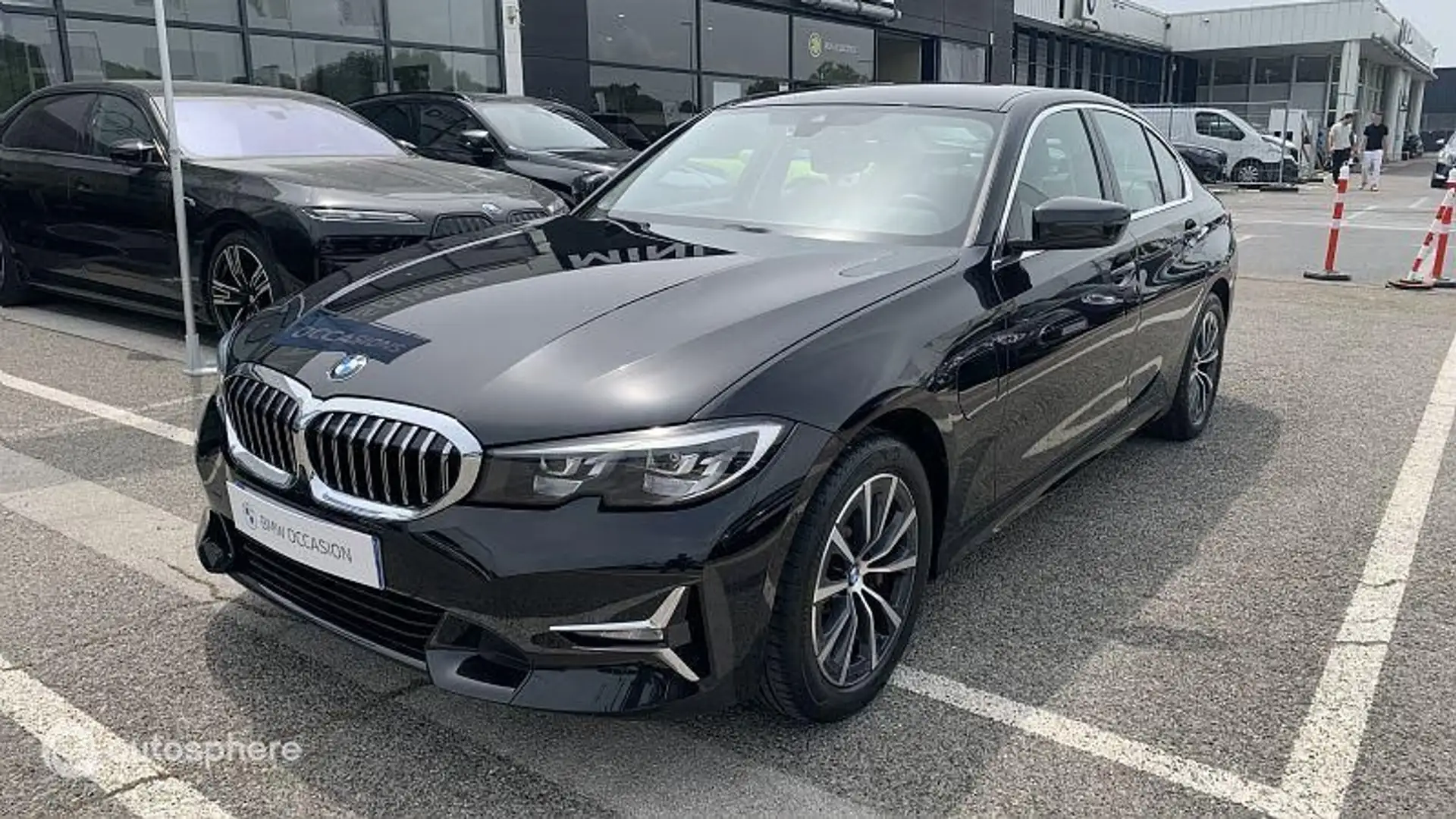 BMW 330 330eA xDrive 292ch Luxury - 1