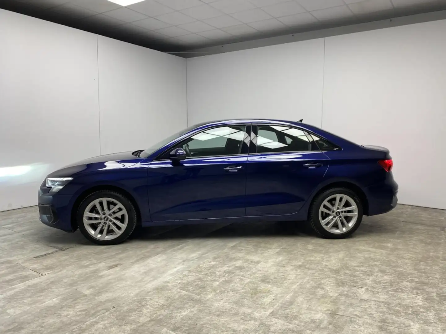 Audi A3 Limousine 35 TFSI advanced Klima Rückfahrkamera Blau - 2