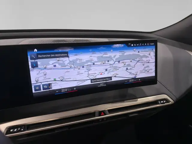 BMW Ix view 17