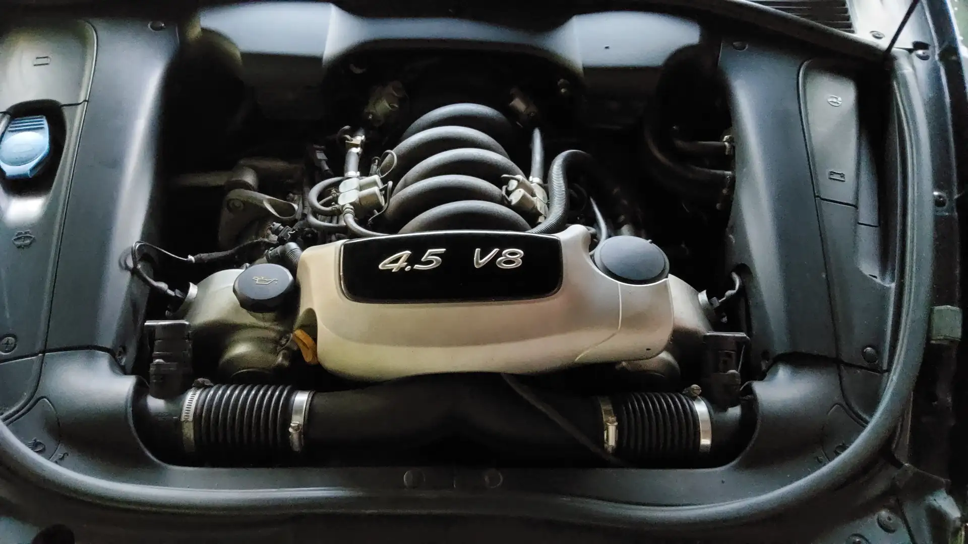 Porsche Cayenne 4.5i V8 Tiptronic S Чорний - 1