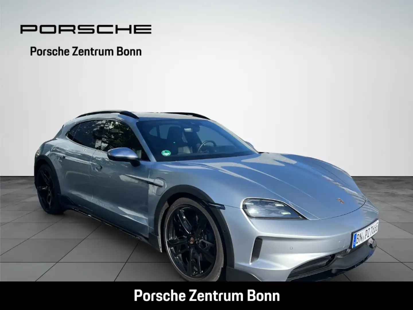 Porsche Taycan 4 Cross Turismo ''verfügbar ab 10.08.2025'' Silber - 2