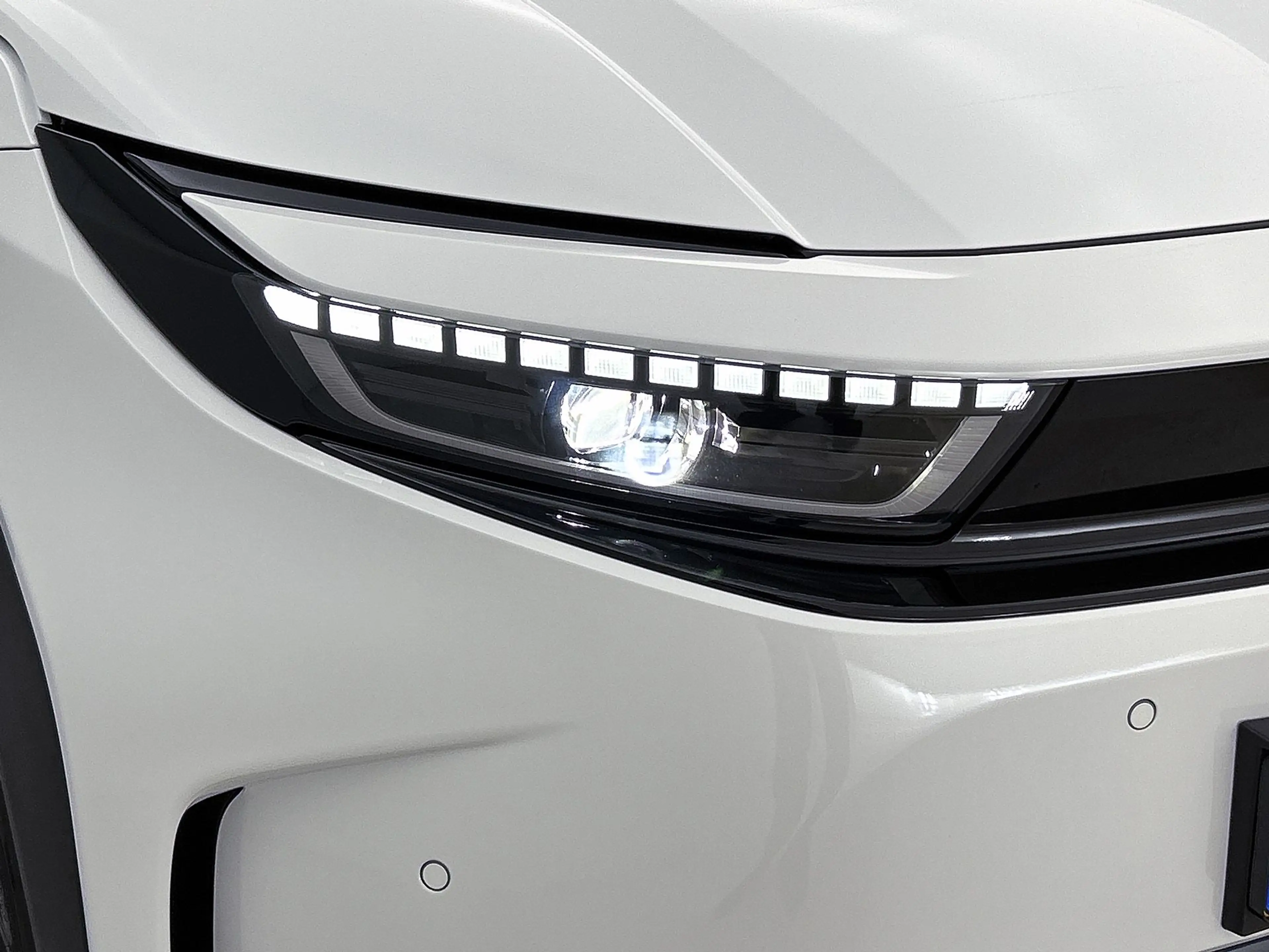 Toyota Urban Cruiser Dynamic 61 kWh *EV-Deal* — photo 45