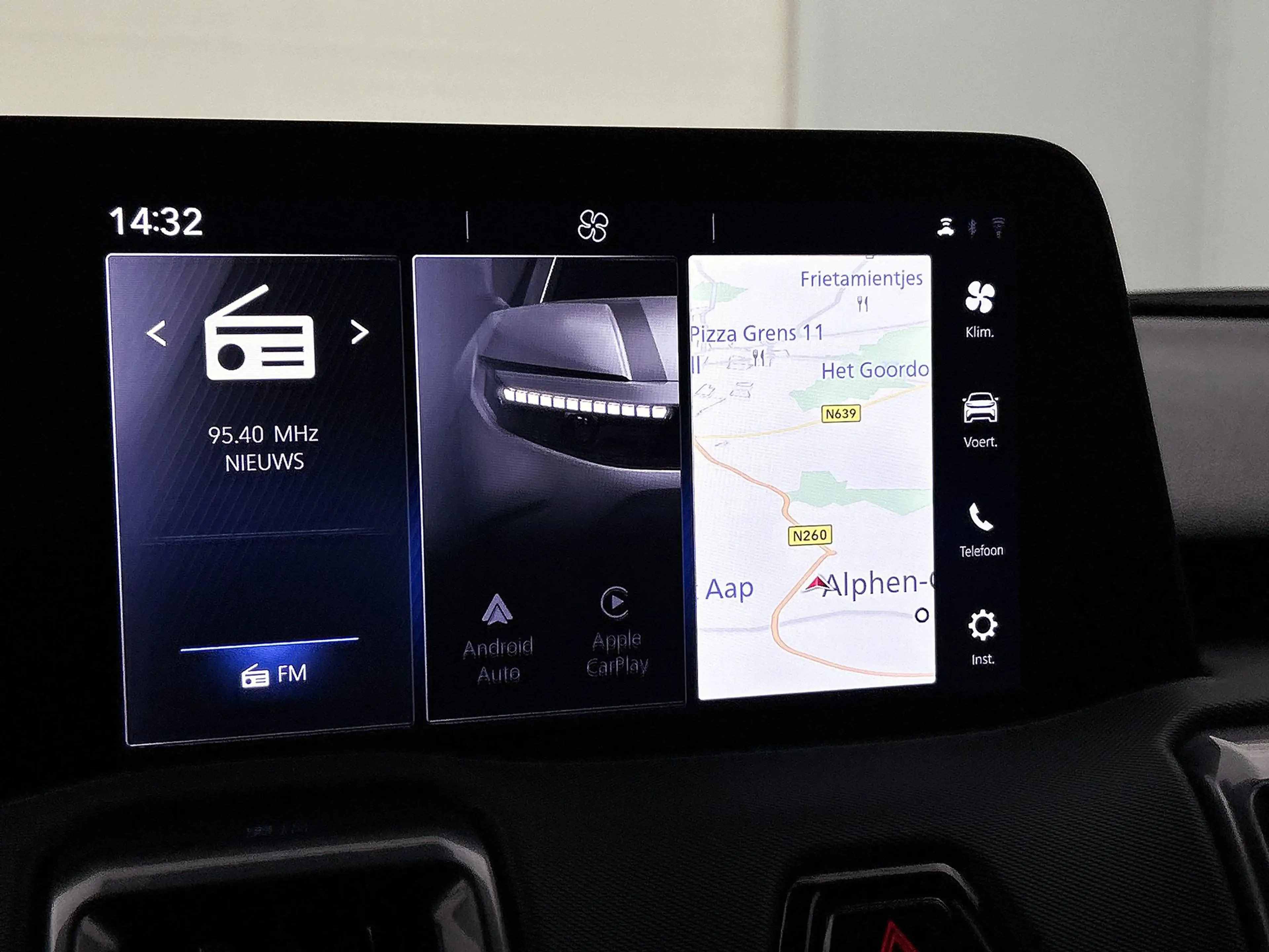 Toyota Urban Cruiser Dynamic 61 kWh *EV-Deal* — photo 48