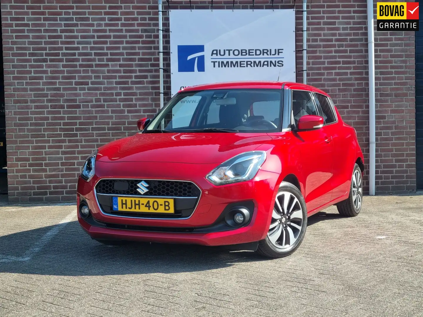 Suzuki Swift 1.0 Boosterjet Stijl Smart Hybrid 111PK!!! Rood - 1