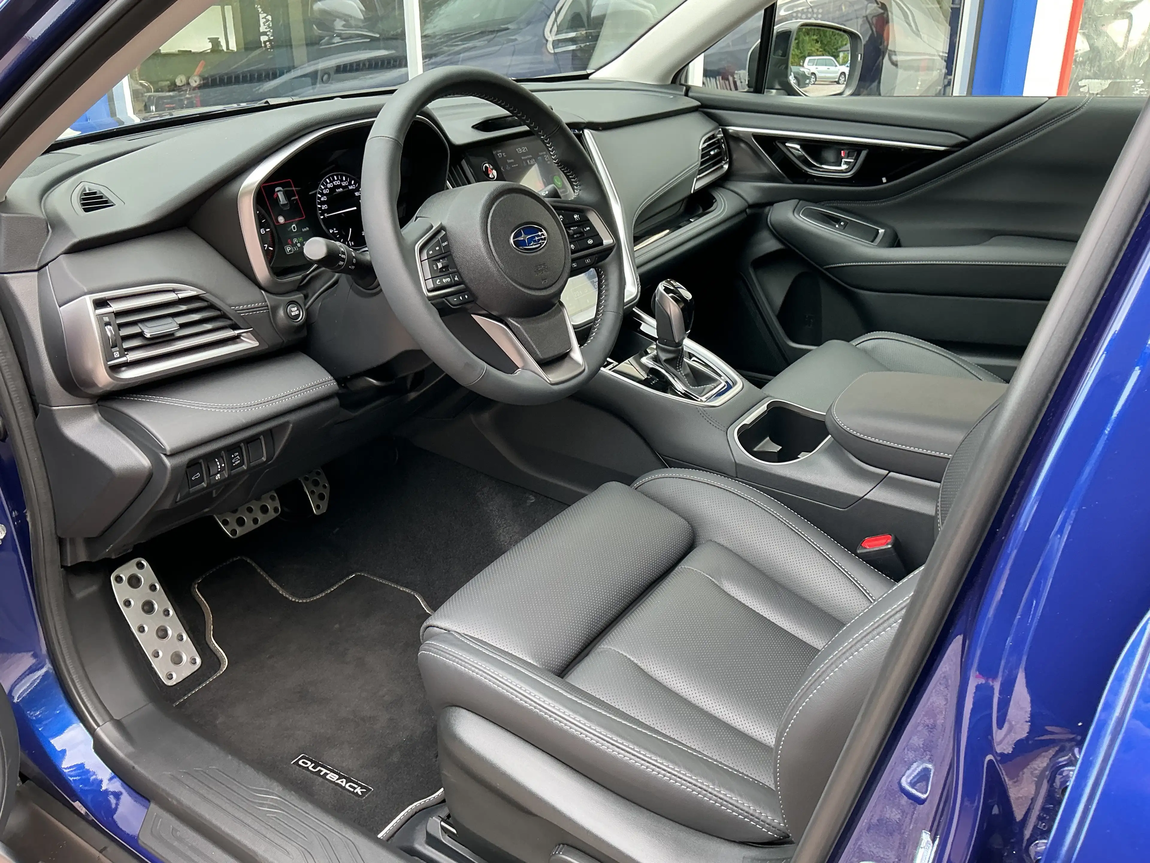 Subaru OUTBACK Platinum — photo 3