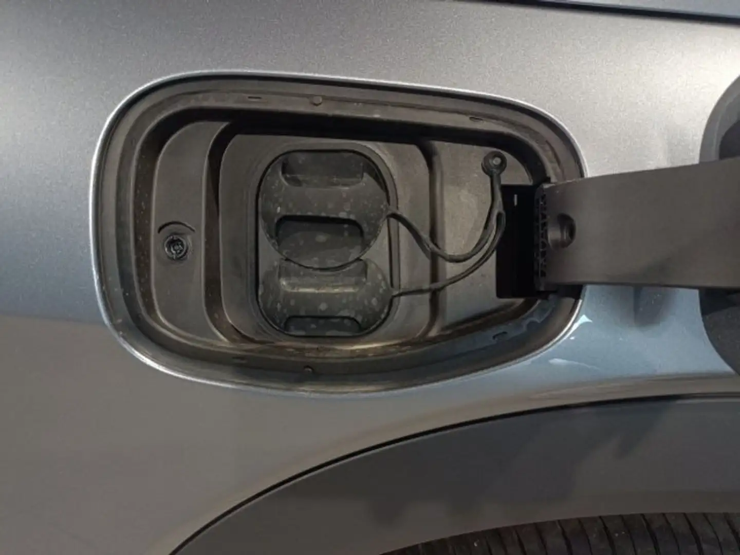 BYD Dolphin Comfort Grau - 2