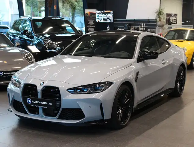 BMW M4 main image