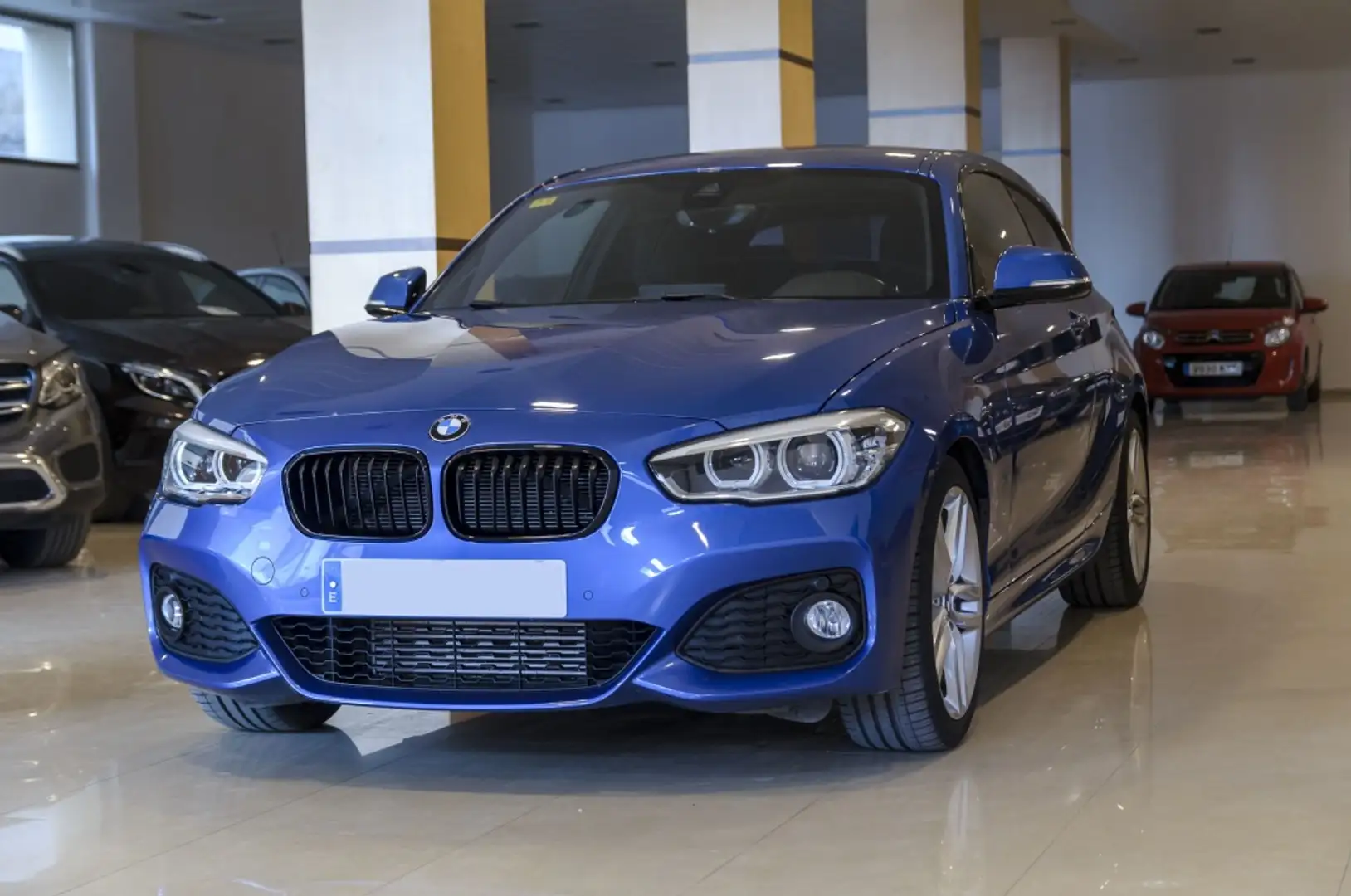 BMW 118 118d Azul - 2