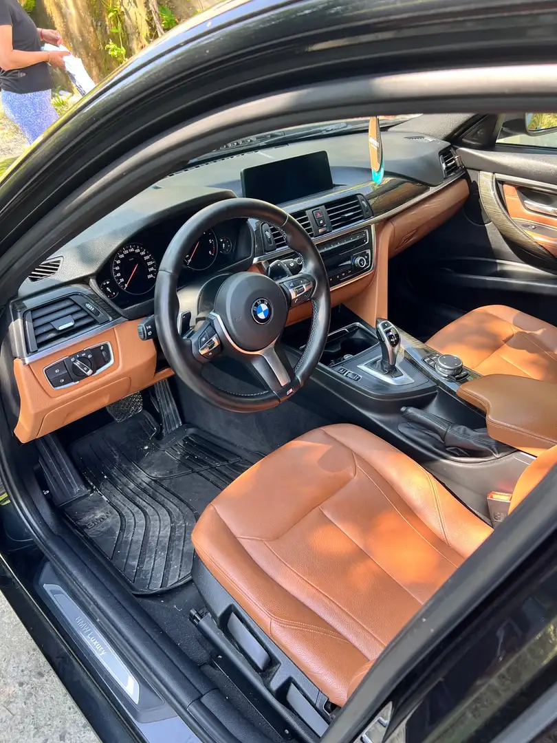 BMW 320 320d Sport-Aut. Luxury Line - 2