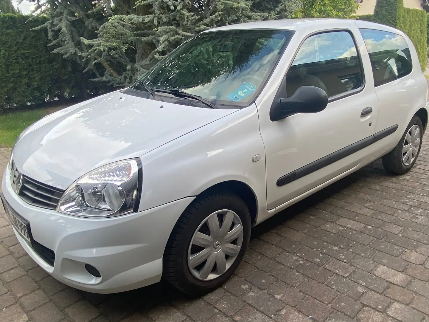 Renault Clio Clio 1.2 16V 75 Dynamique Weiß - 2