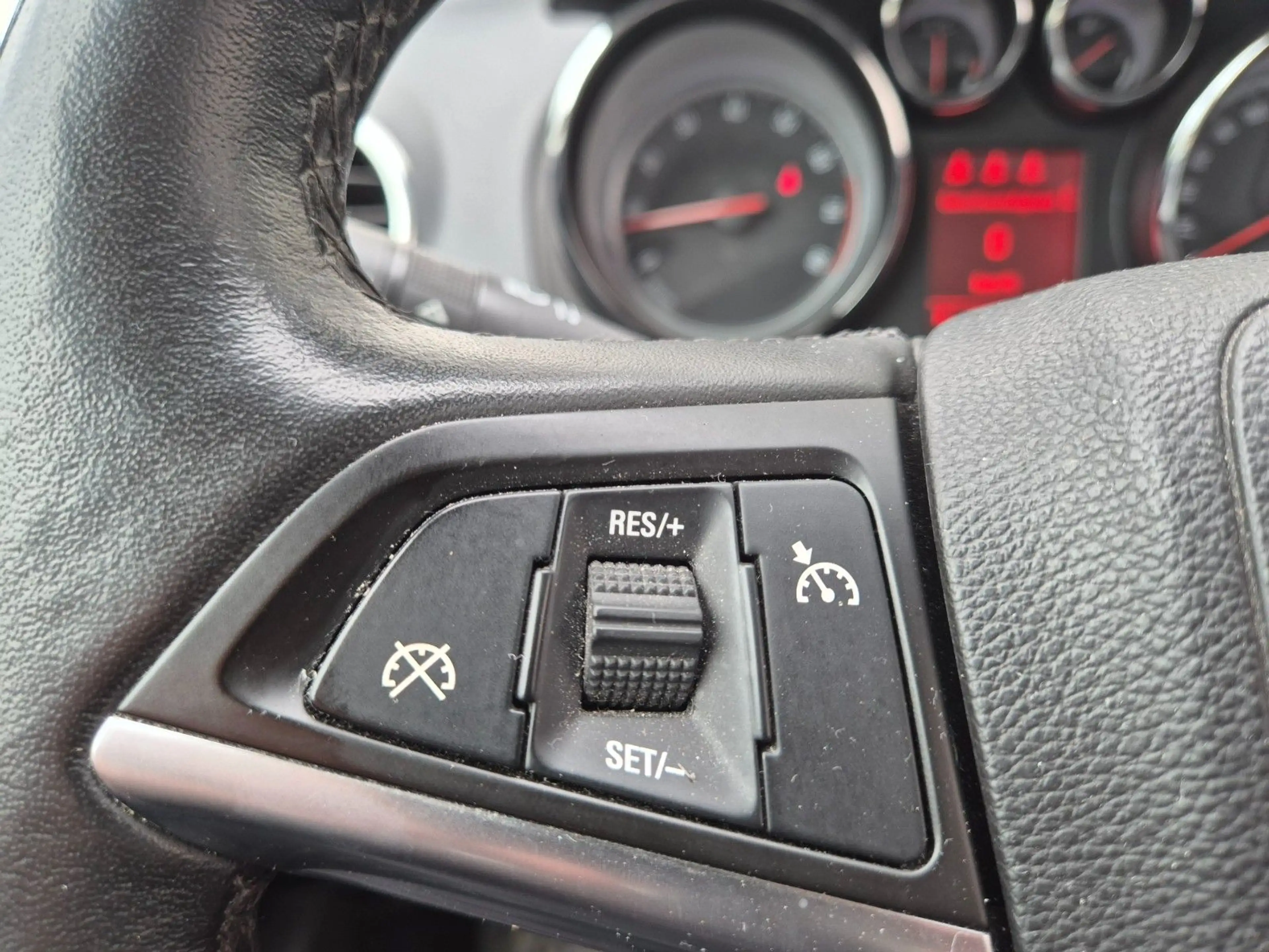 Opel Meriva B, 2.HD, LENKRADHEIZUNG, TEMPOMAT, NAVI — photo 10