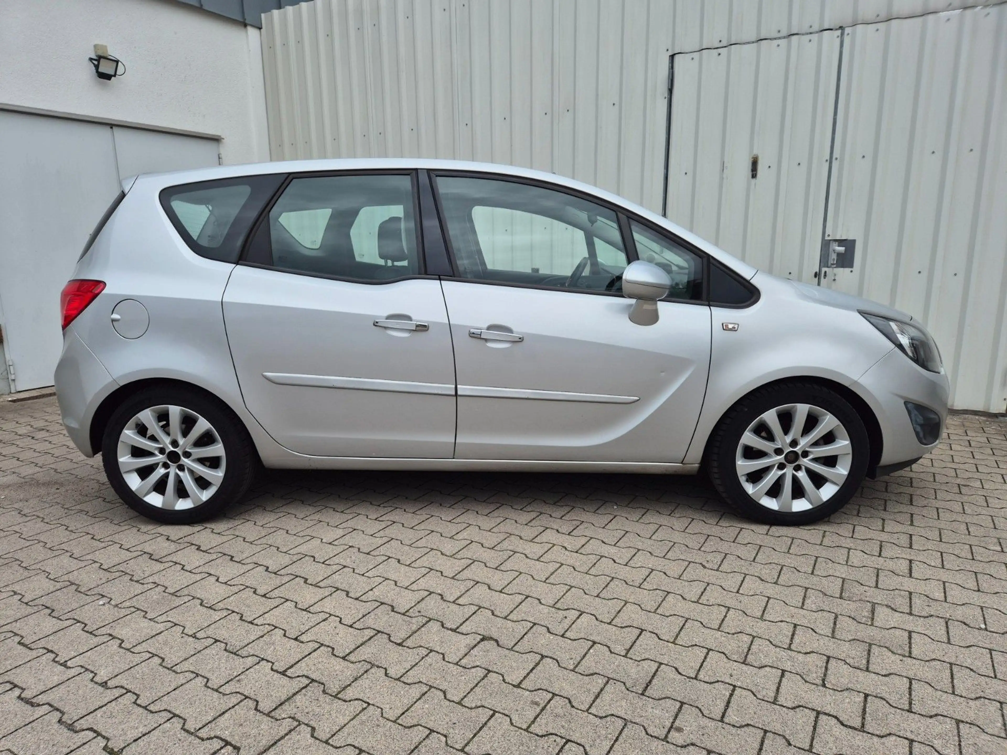 Opel Meriva B, 2.HD, LENKRADHEIZUNG, TEMPOMAT, NAVI — photo 14