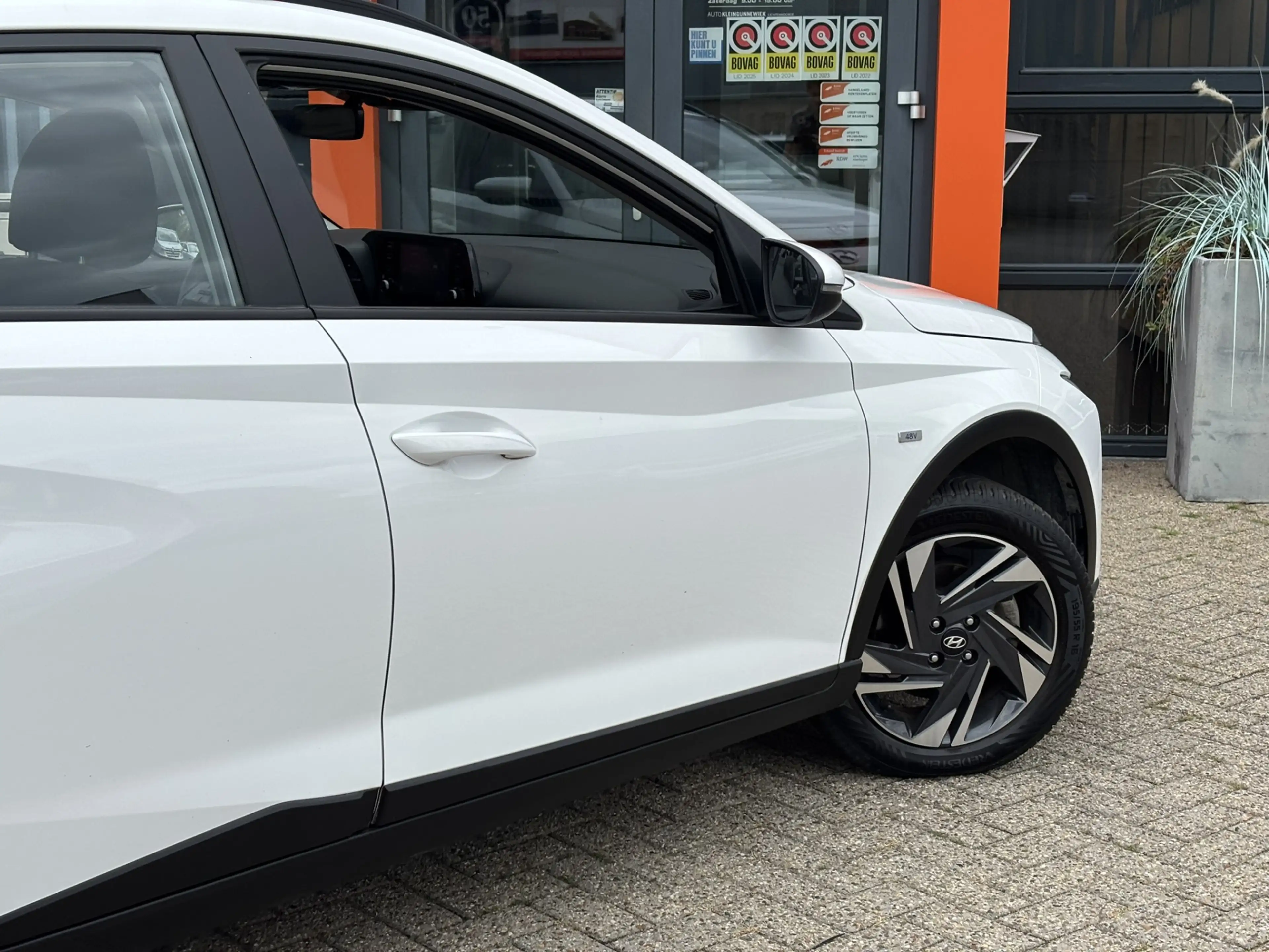 Hyundai BAYON 1.0 T-GDI Comfort / Camera / Applecarplay/AndroidA — photo 14