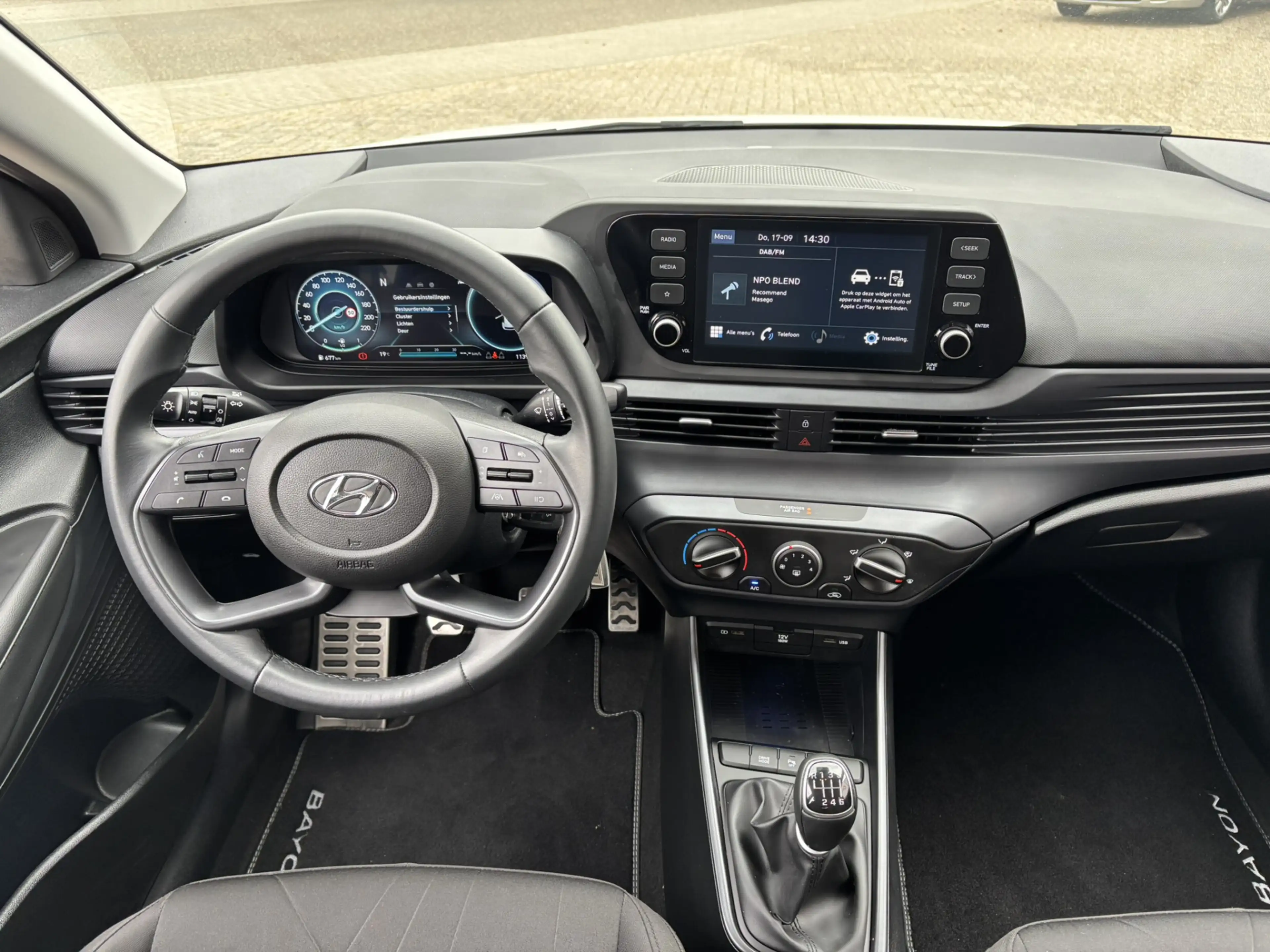 Hyundai BAYON 1.0 T-GDI Comfort / Camera / Applecarplay/AndroidA — photo 2