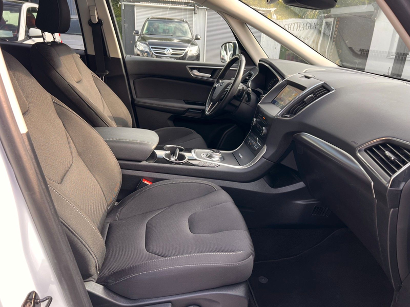 Ford S-Max S-MAX Titanium 7SITZER NAVI KAM SHZ PDC AHK — photo 5