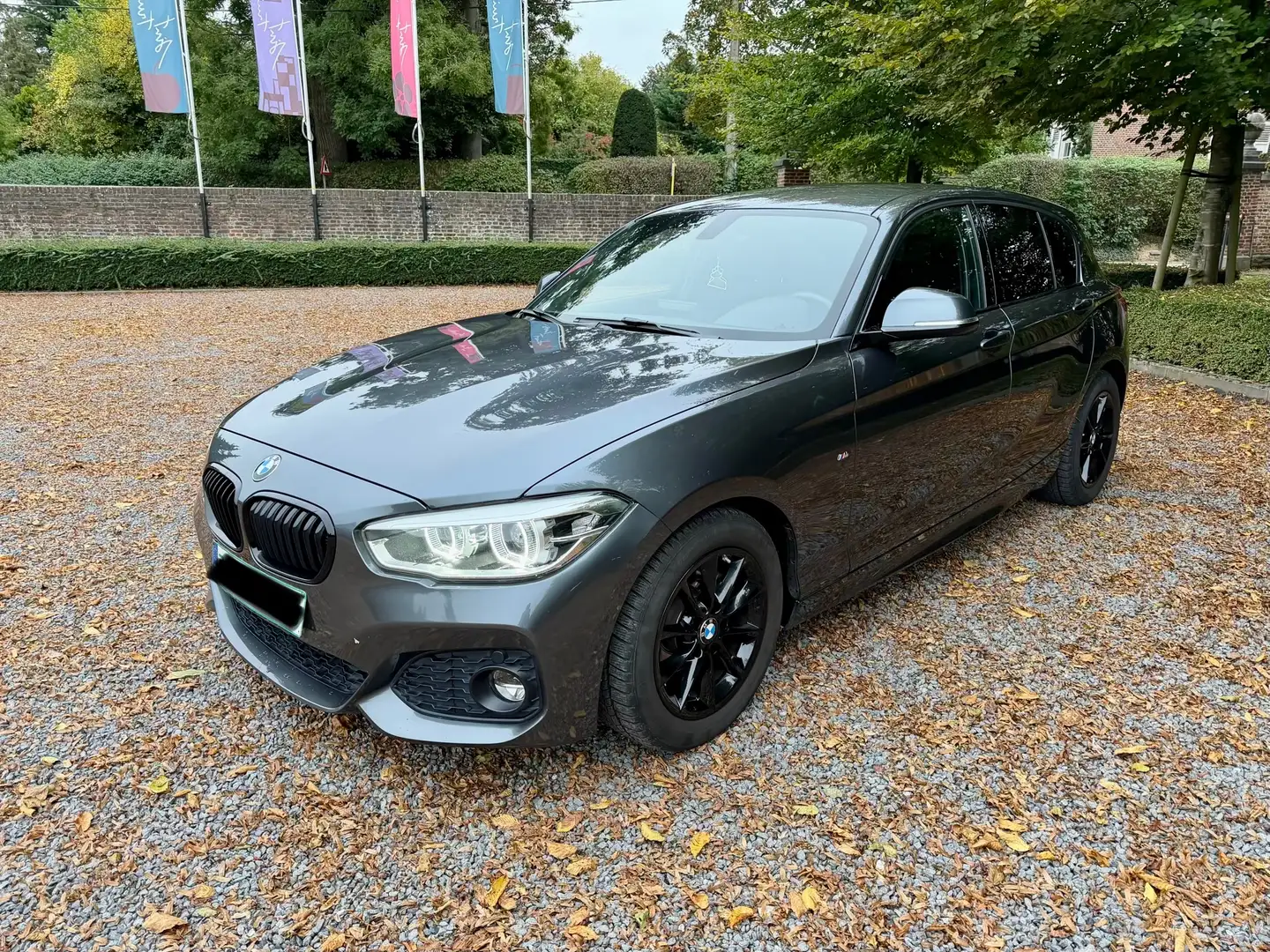 BMW 118 118i Automaat M-pack LED Navi Airco Euro6b Gris - 1