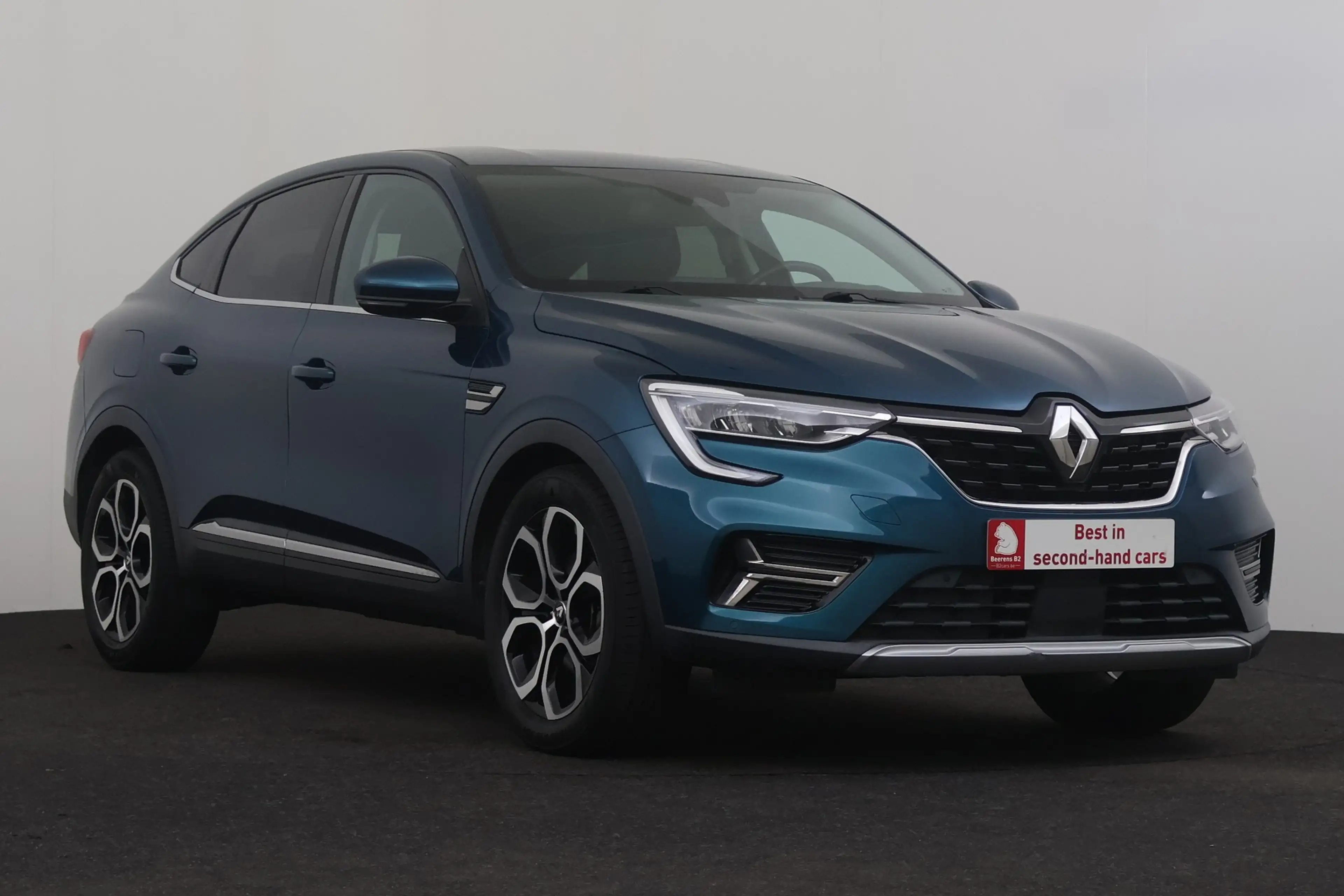 Renault Arkana INTENS 1.6 E-TECH + A/T + GPS + HALF/LEDER + CAMER — photo 4