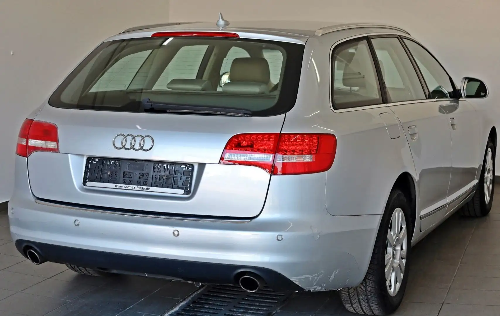 Audi A6 Avant 2.8 FSI quattro Navi,Xenon,ÖLVERBRAUCH! Silver - 2
