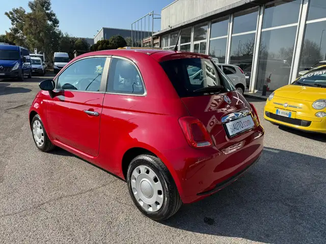 Fiat 500 view 3