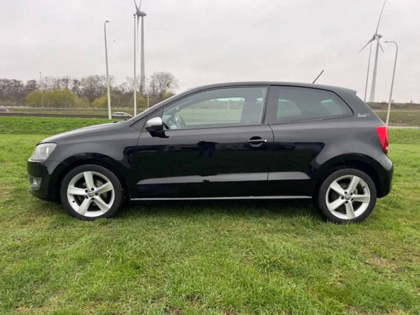 Volkswagen Polo Polo 1.2i Black Edition / garantie 12m Noir - 2