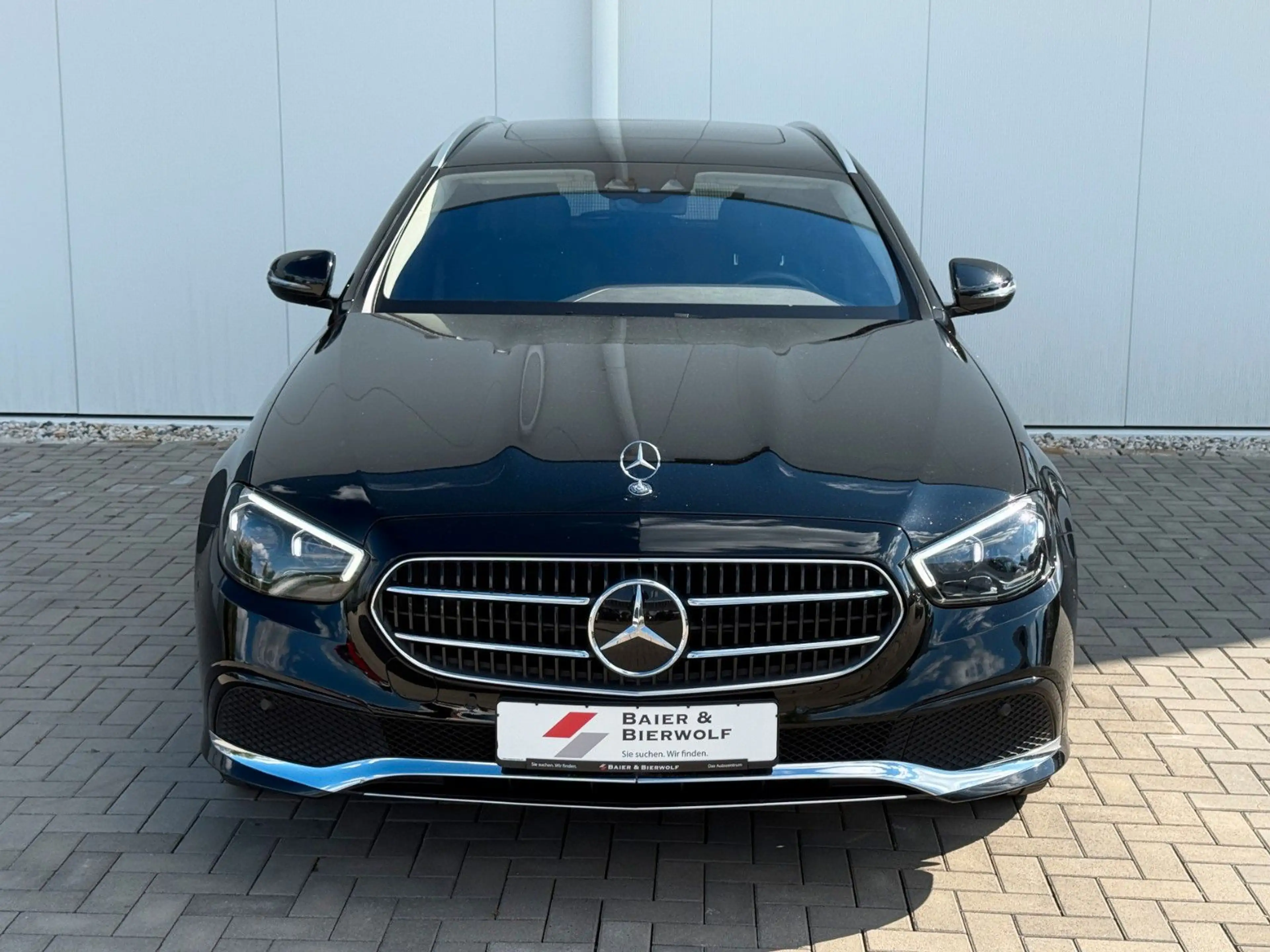 Mercedes-Benz E 450 4Matic T-Modell MULTIBEAM MEMORY AIRMATIC — photo 2