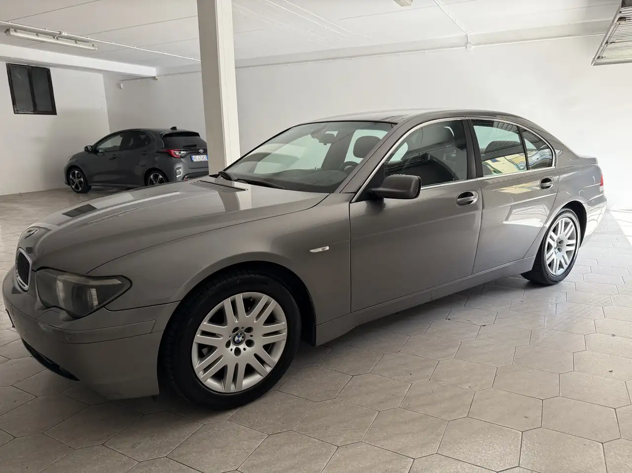 BMW 735