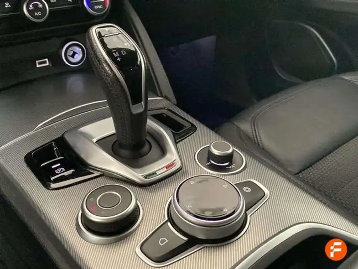Alfa Romeo Stelvio 2.2 DIESEL SPRINT RWD 2022, foto 26