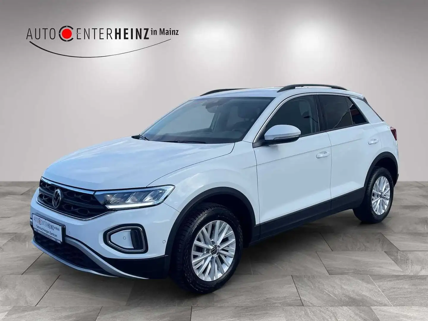 Volkswagen T-Roc Life White - 1