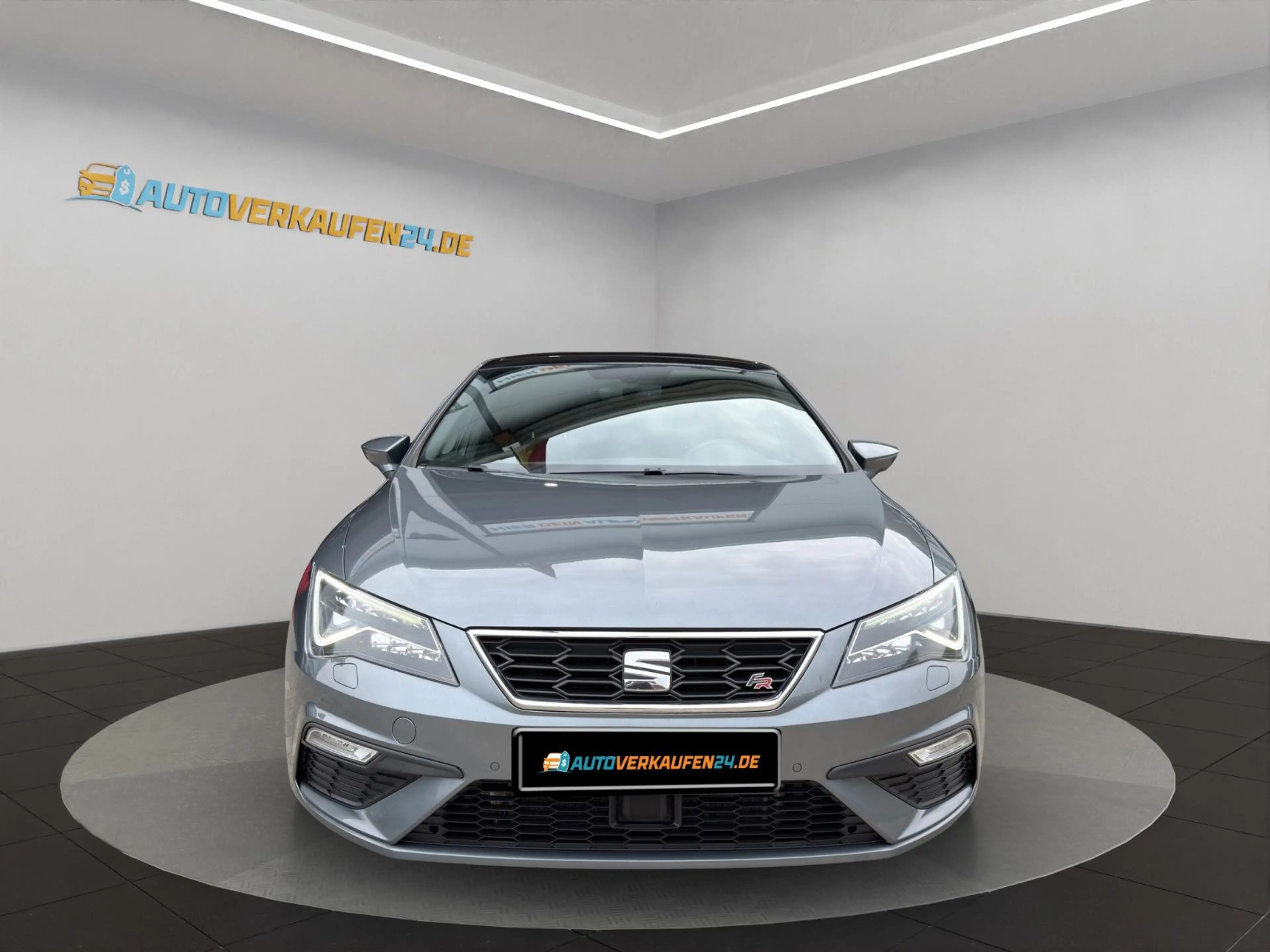 SEAT Leon FR 1.8 TSI PANO SHZ SEAT-SOUND CARPLAY 1.HD — photo 10