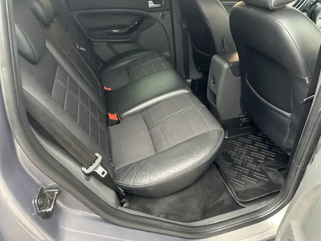 Ford Kuga view 14