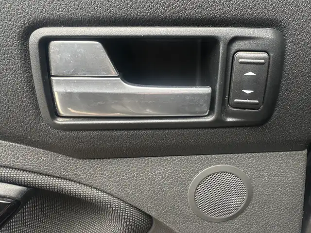 Ford Kuga view 10