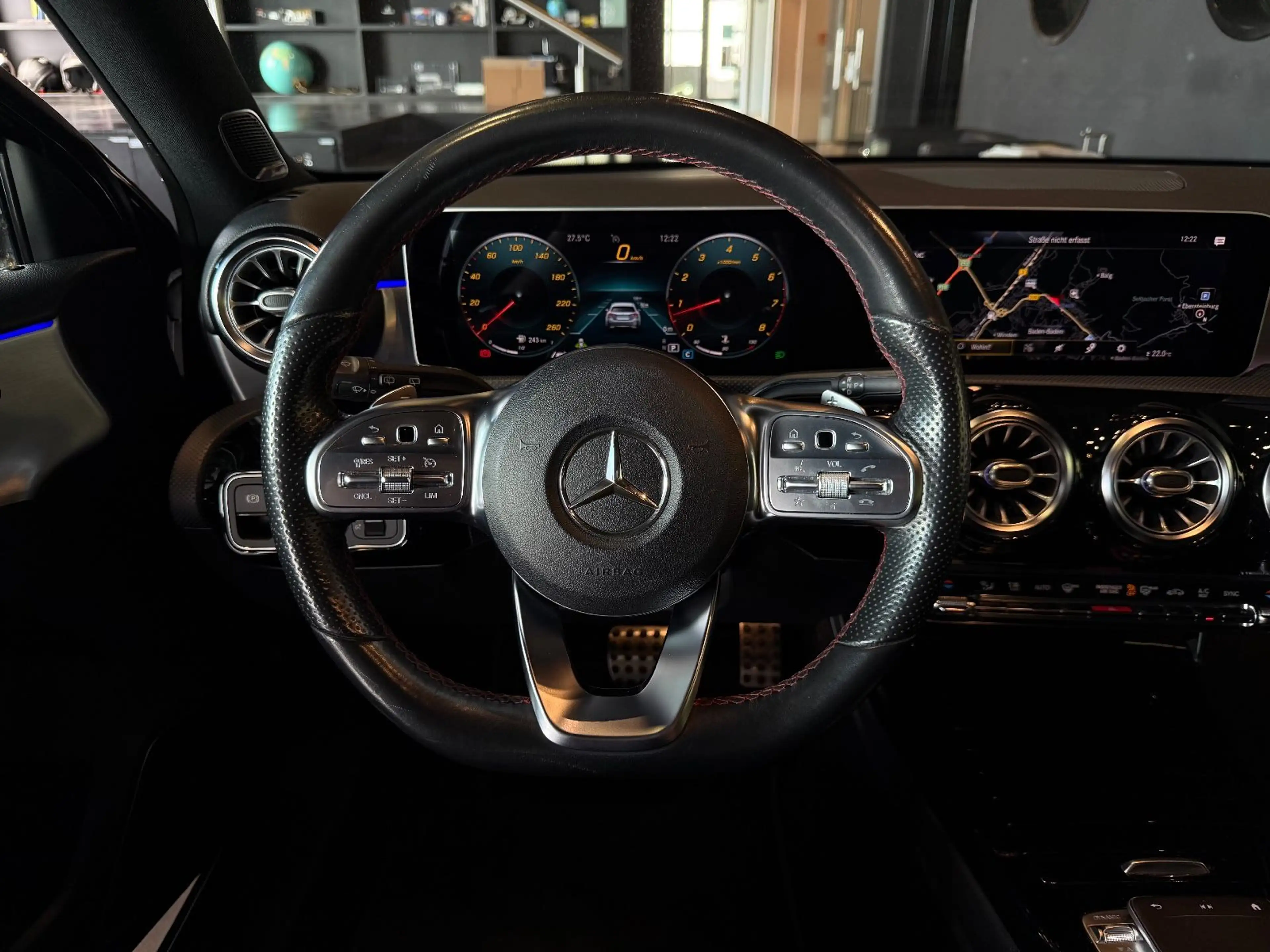 Mercedes-Benz A 250 AMG Memory*Keyless*360°*Panorama — photo 17