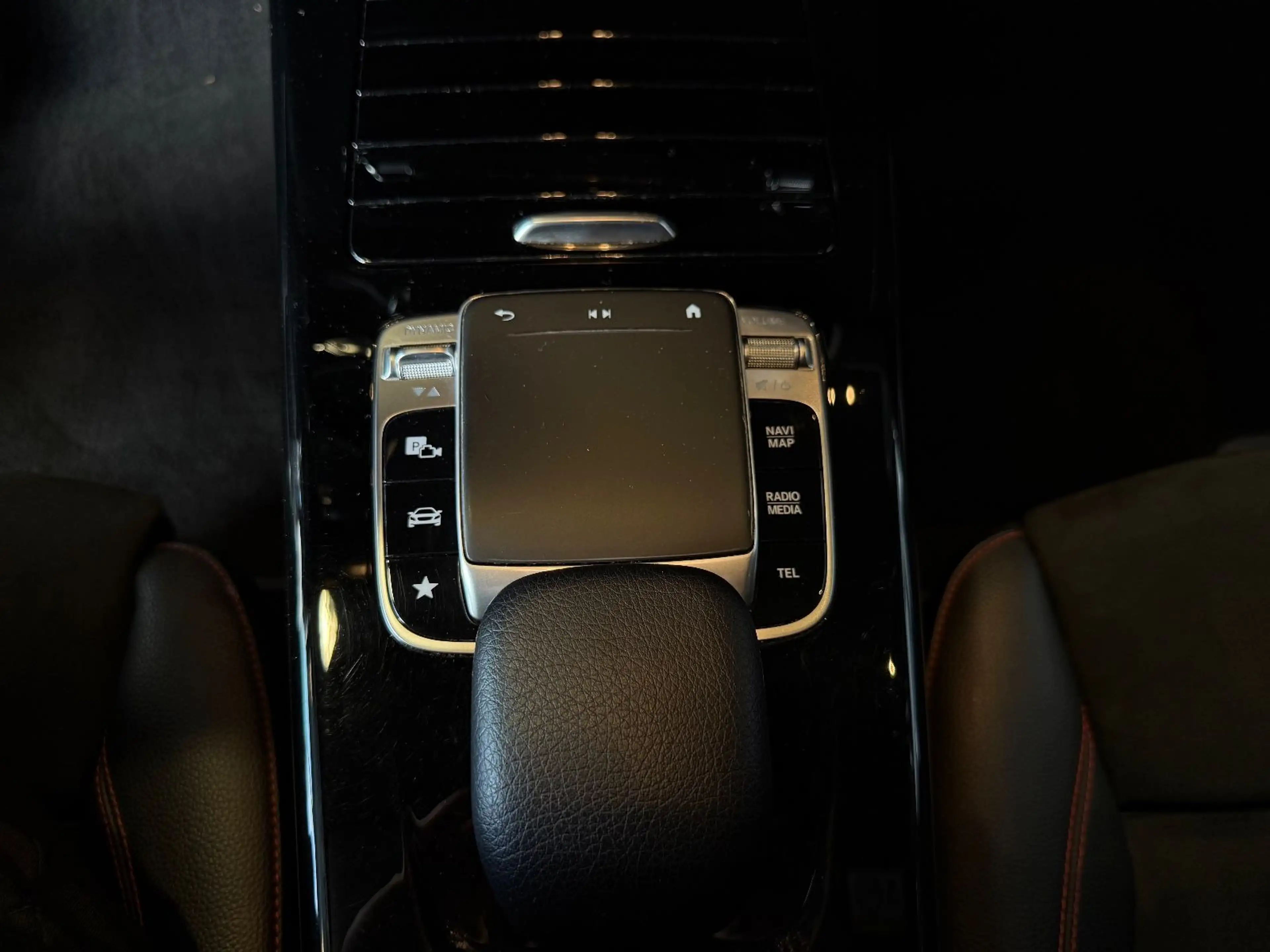 Mercedes-Benz A 250 AMG Memory*Keyless*360°*Panorama — photo 20