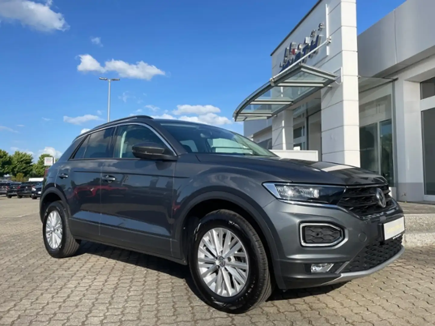 Volkswagen T-Roc 1.5 TSI ACT Style Grijs - 2