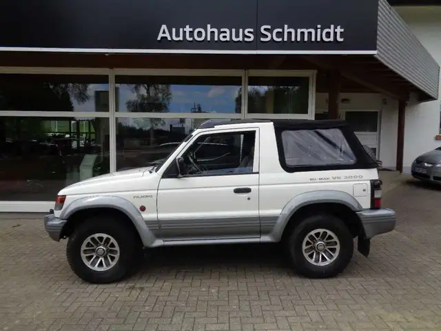 Mitsubishi Pajero 4WD Cabriolet