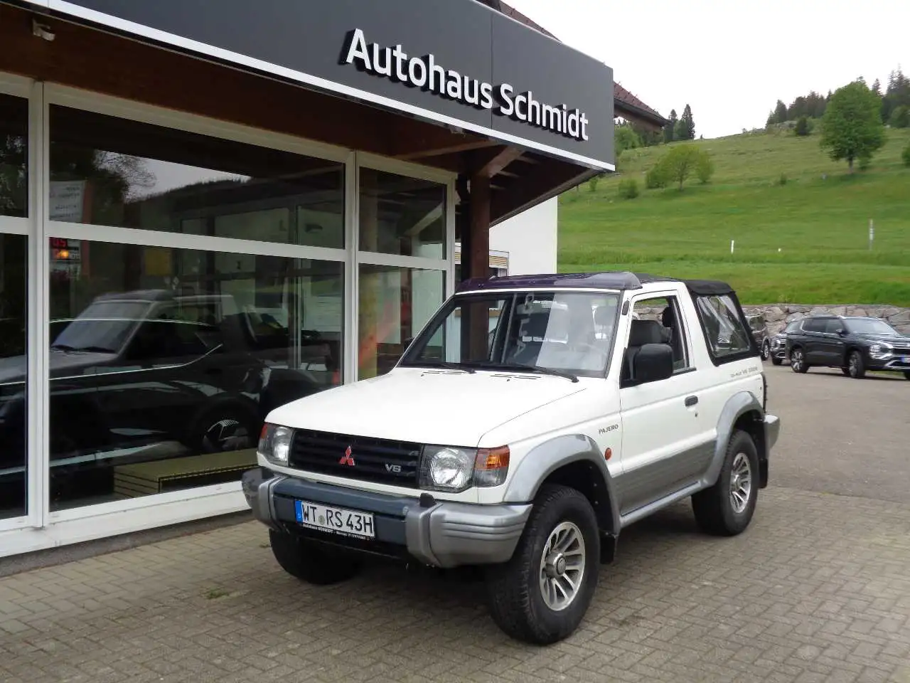 Mitsubishi Pajero 4WD Cabriolet, foto 2