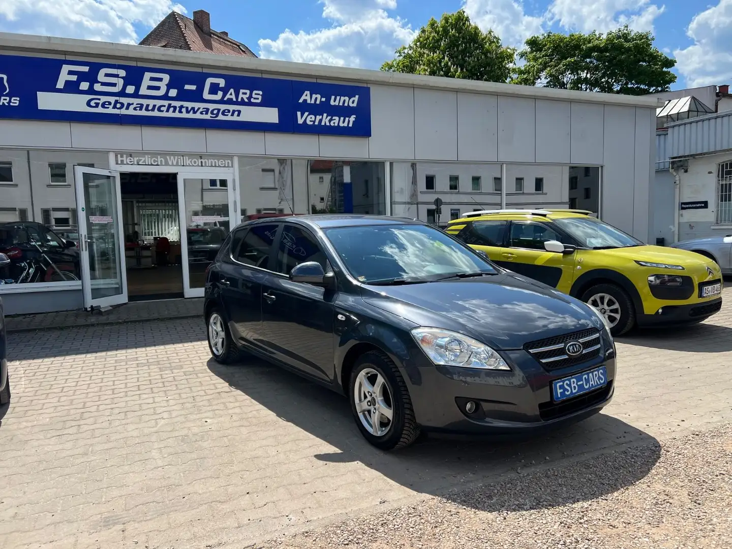 Kia Ceed / cee'd Grau - 2
