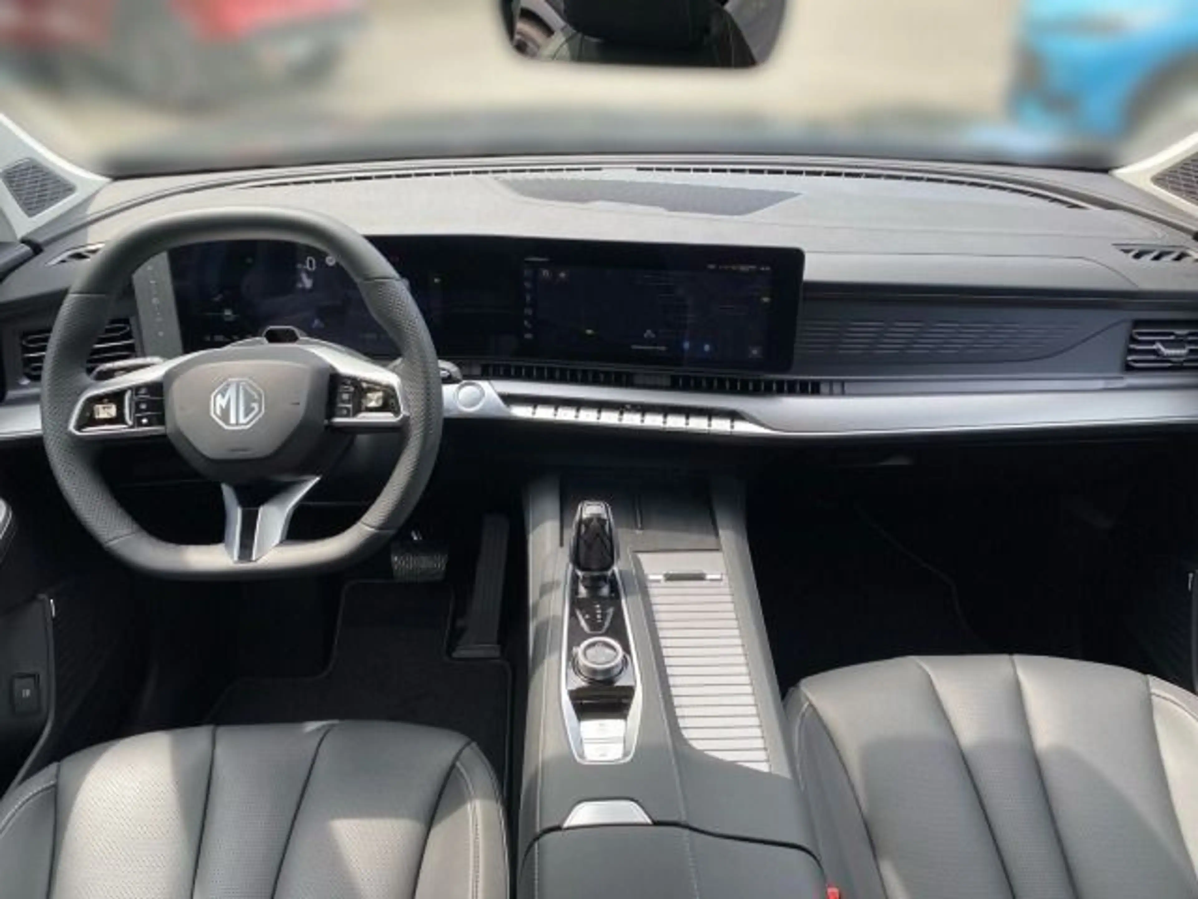 MG MGS9 PHEV Premium *Massage*Bose*7Sitze*360*Pano* — photo 13