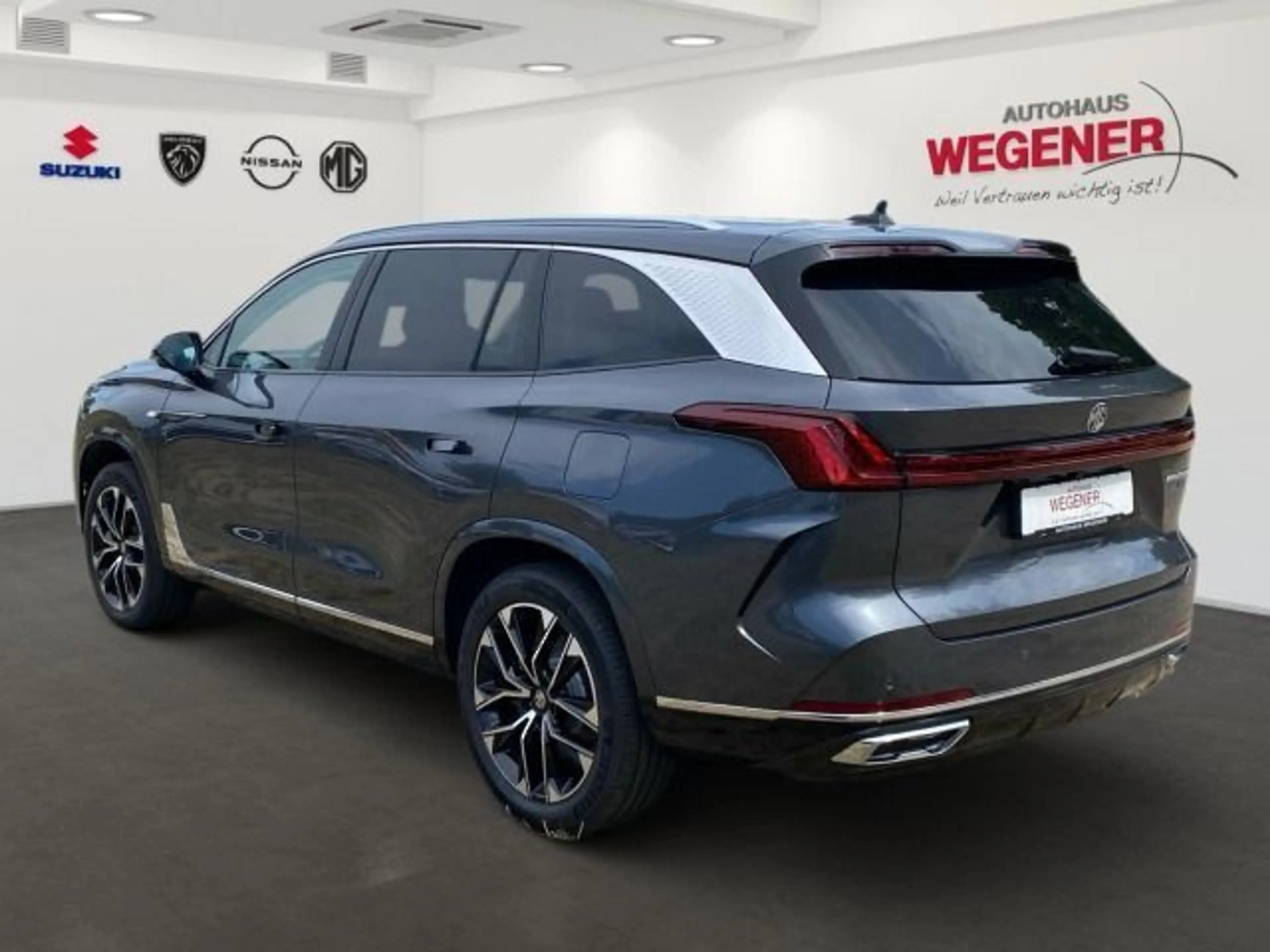 MG MGS9 PHEV Premium *Massage*Bose*7Sitze*360*Pano* — photo 4