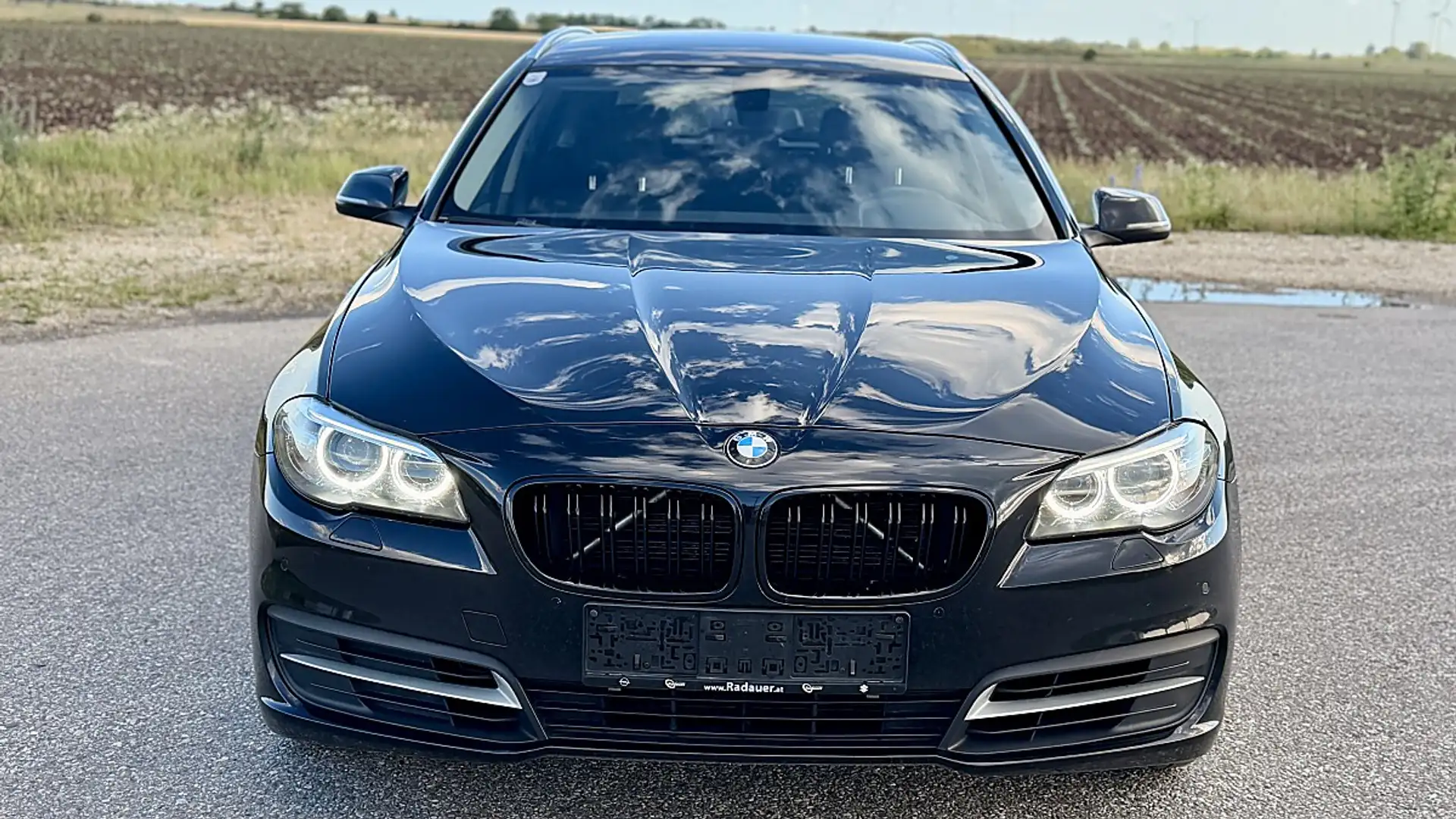 BMW 520 d xDrive Touring *TwinPowerTurbo*4-Zylinder Rei... Schwarz - 2