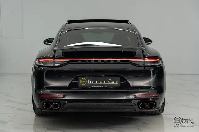 Porsche Panamera view 15