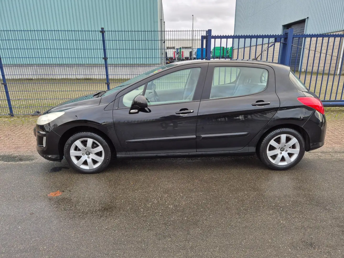 Peugeot 308 1.6 VTi XT 5-DRS *NIEUWJAARS AANBIEDING* Schwarz - 2