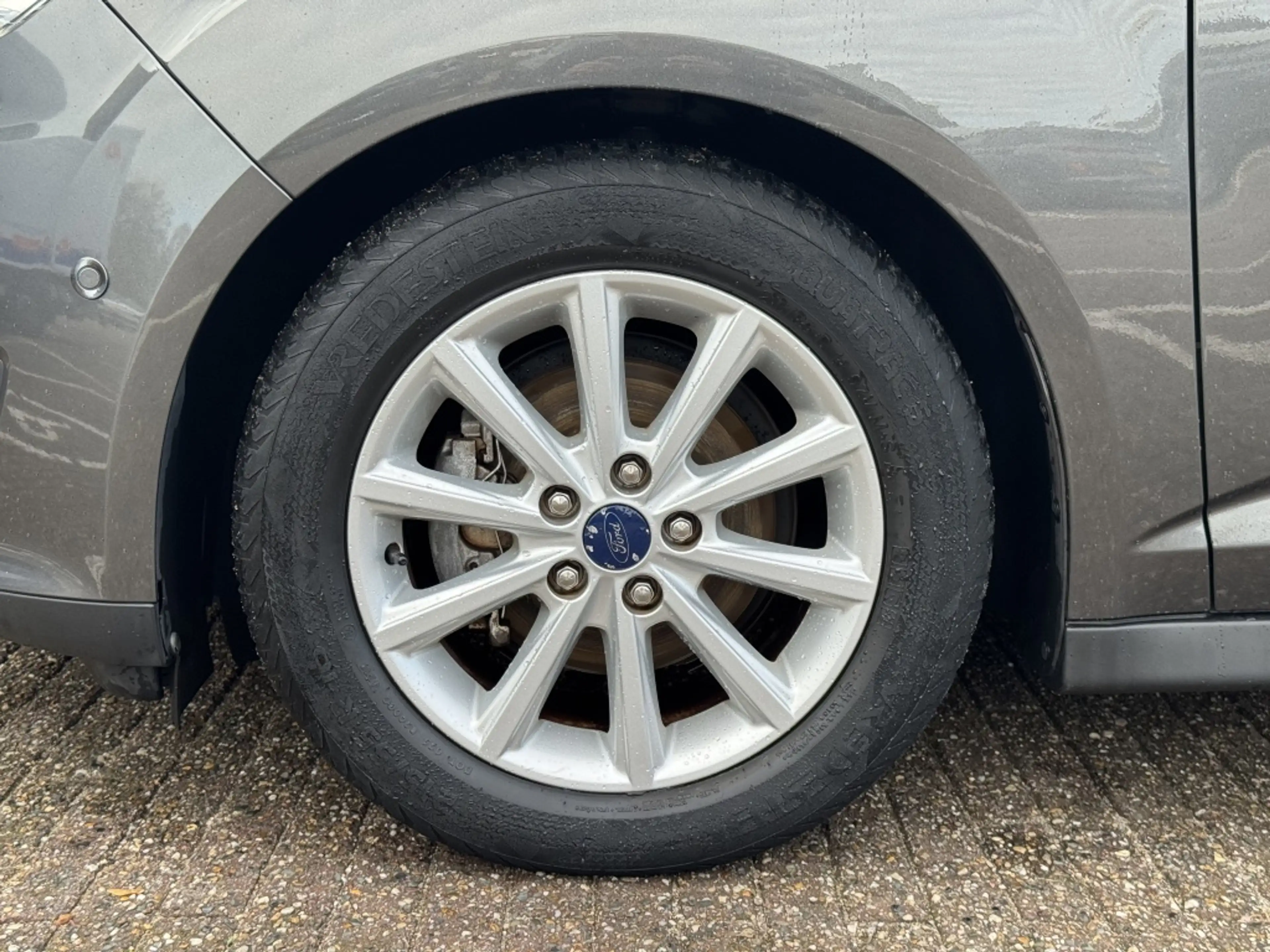 Ford C-Max 1.0 Titanium — photo 9