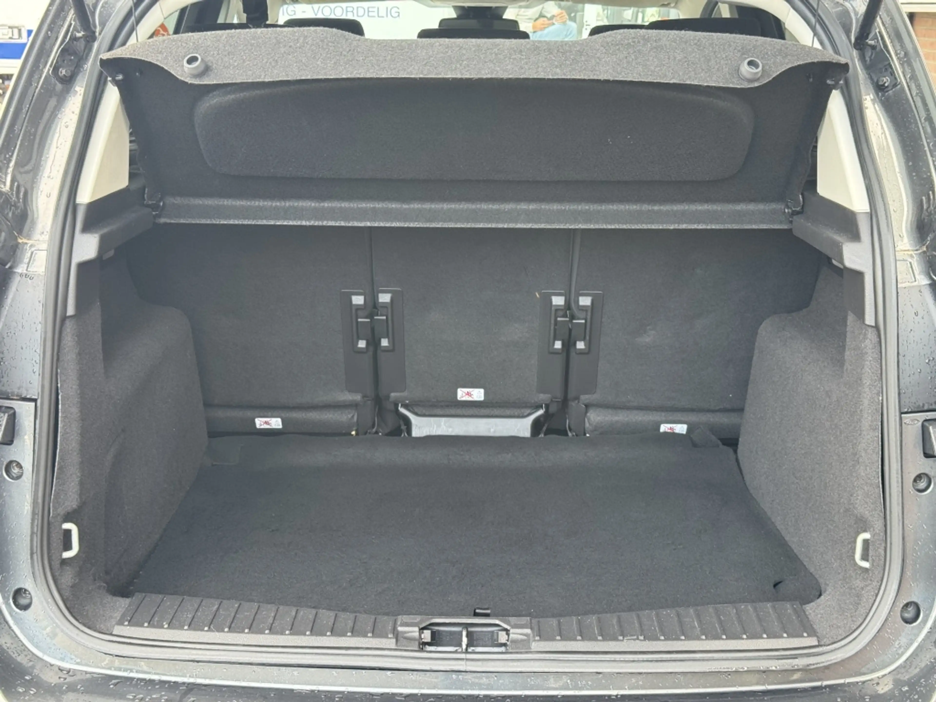 Ford C-Max 1.0 Titanium — photo 10
