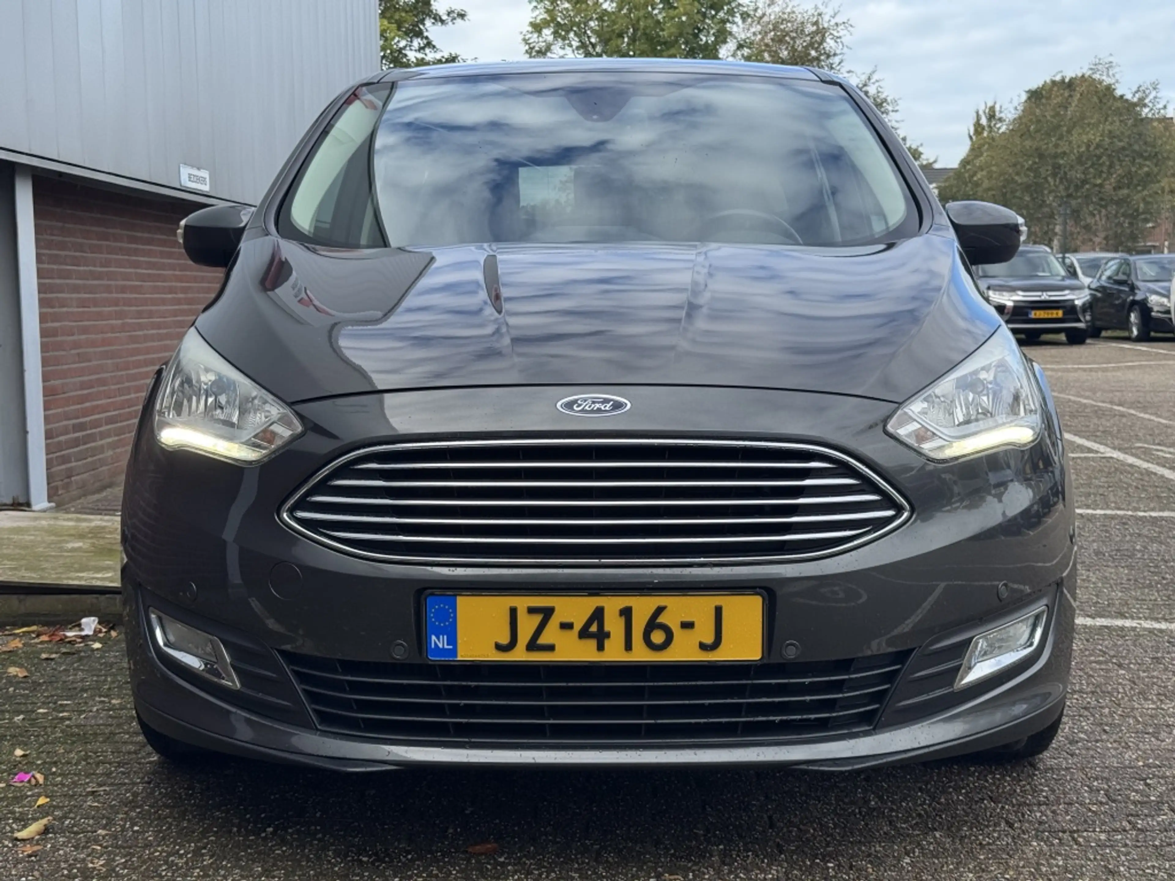Ford C-Max 1.0 Titanium — photo 7