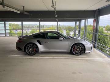 Coupe 3.8i Turbo 520 PDK A