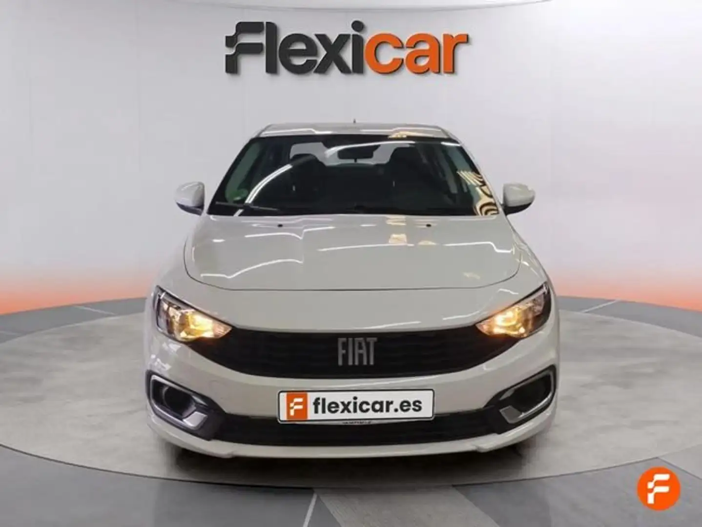Fiat Tipo Sedán Diésel 1.6 96kW (130CV) manual 6v Blanc - 2