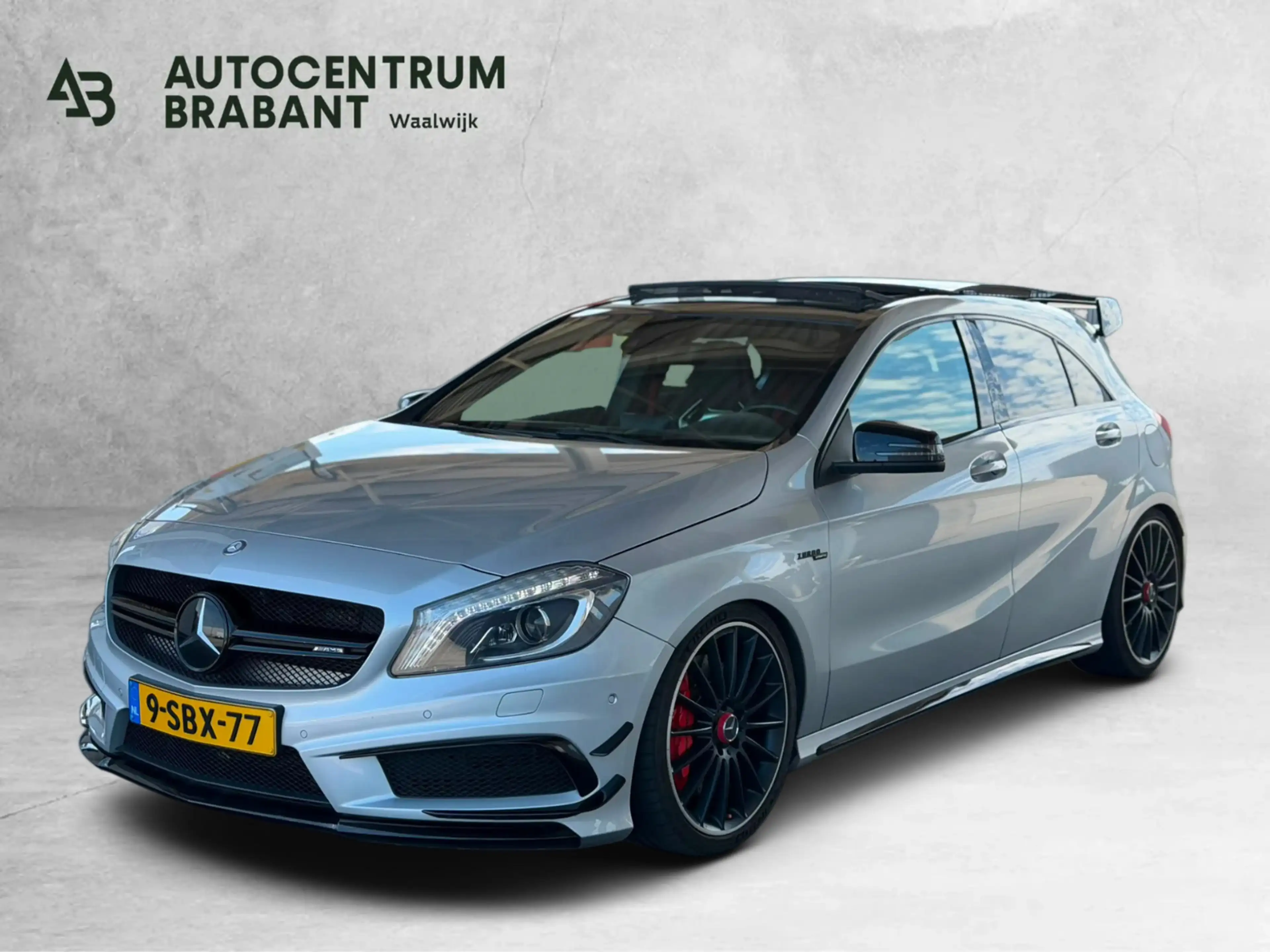 Mercedes-Benz A 45 AMG 4MATIC (NL-auto, Perfect OnderH, Panoramadak, Scha